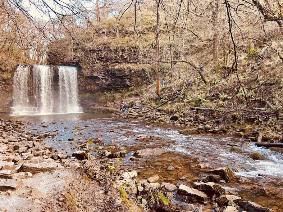 The Mill Stylish Rural Apartment With Beautiful Views Welsh Newton Common Bagian luar foto